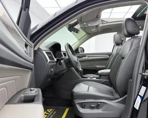volkswagen teramont image Volkswagen Teramont 3.6L Comfortline AWD 2022